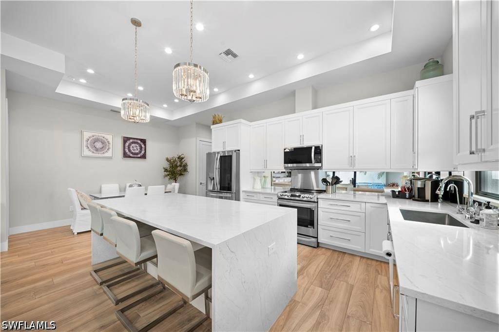 4 Bed Pool Home for Sale in Naples Park, photo 6