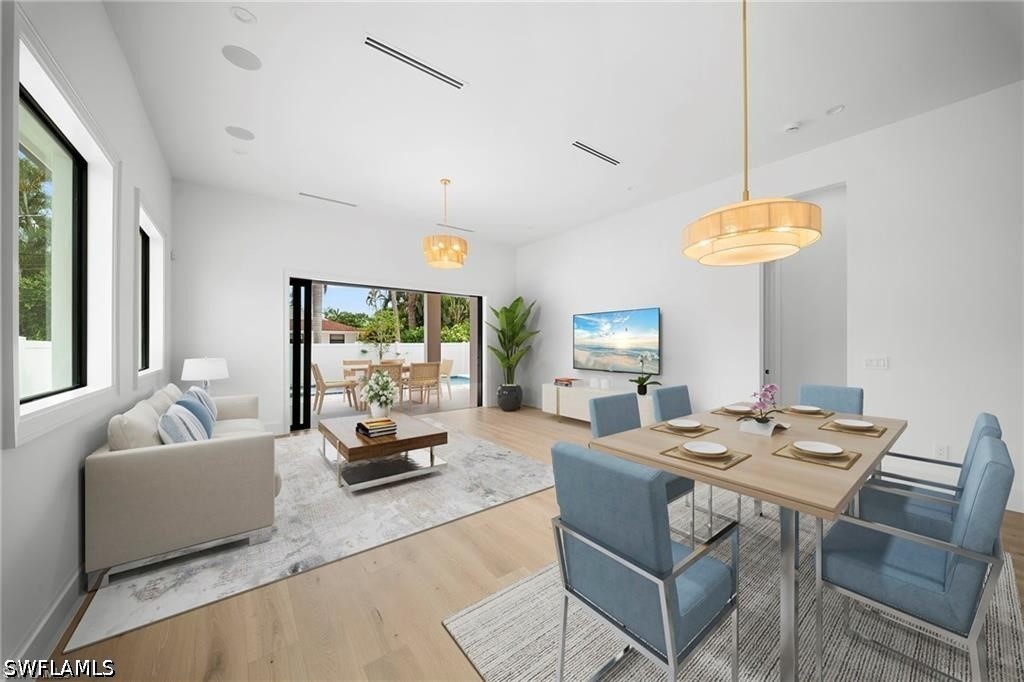 4 Bed Pool Home for Sale in Naples Park, photo 6