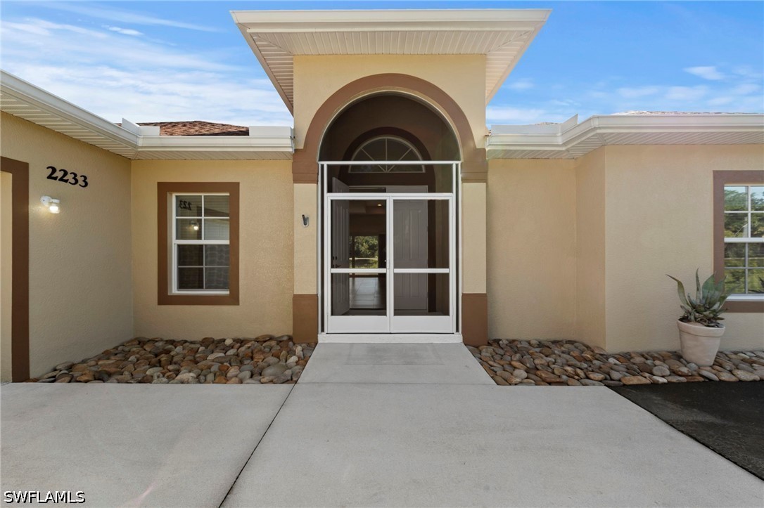 3 Bed Waterfront Home for Sale in Naples, photo 6