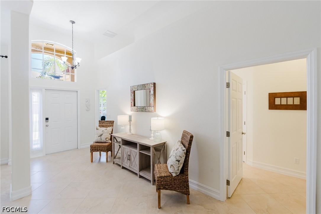 3 Bed Pool Home for Sale in Stoneybrook, photo 6