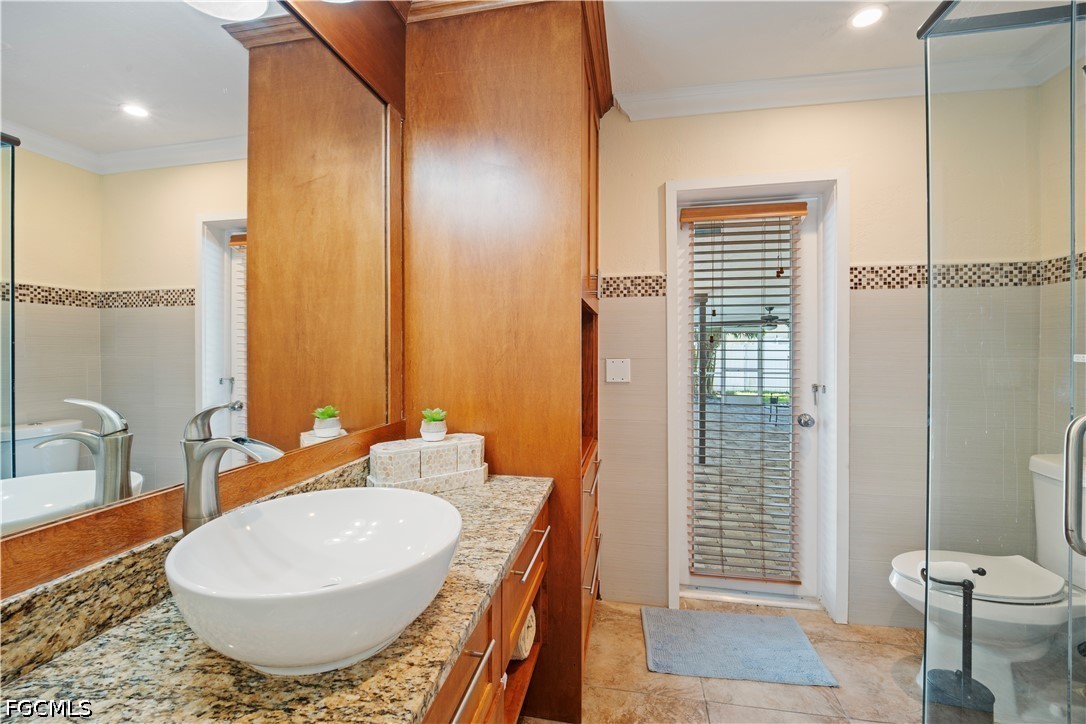 3 Bed Pool Home for Sale in Cape Coral, photo 6