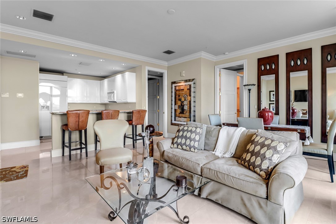2 Bed Condominium for Sale in Olde Naples, photo 6