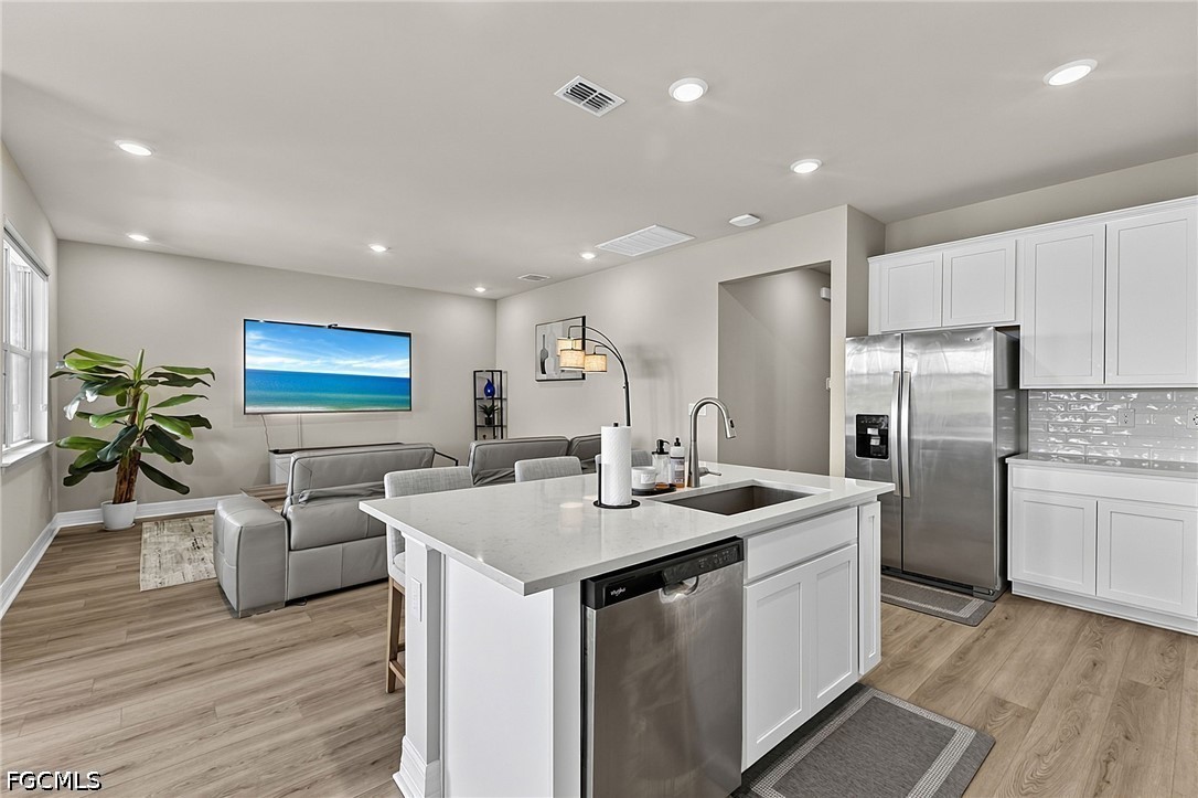 3 Bed Waterfront Home for Sale in Punta Gorda, photo 6