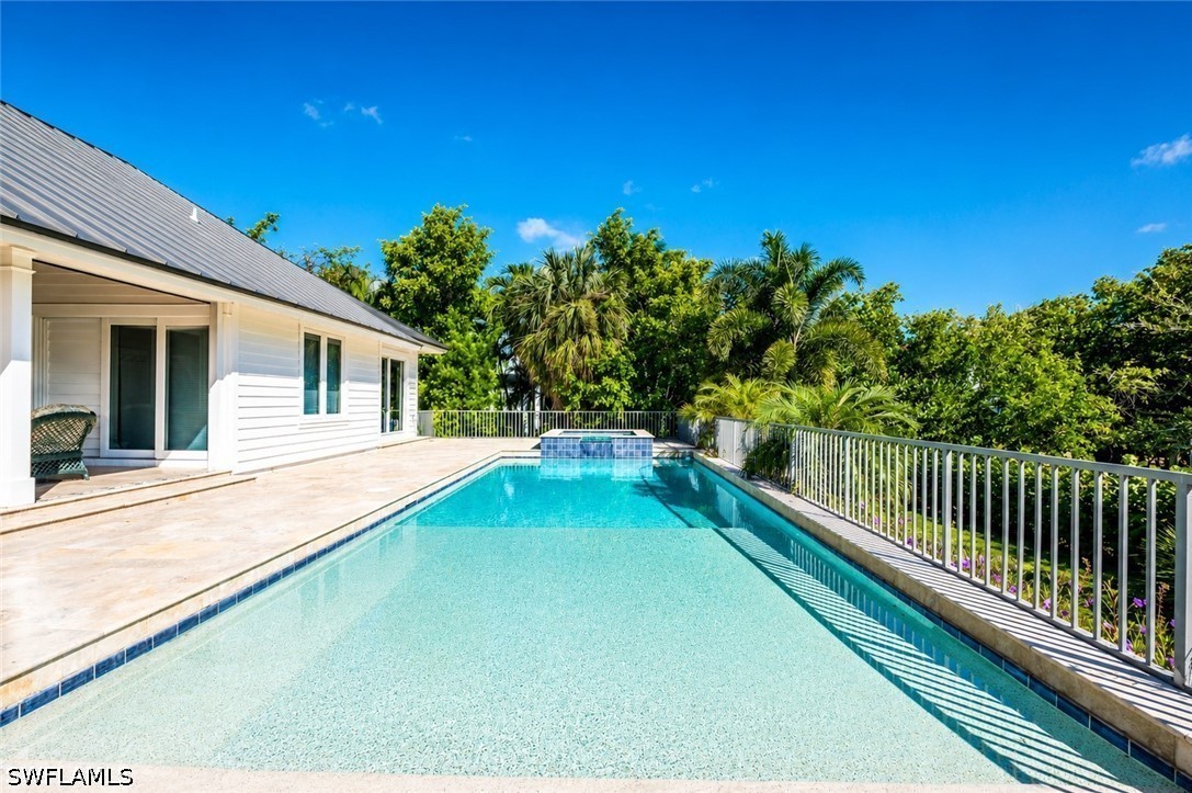 3 Bed Pool Home for Sale in Seagate, photo 6