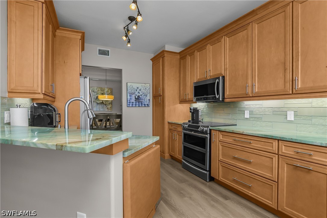 2 Bed Waterfront Home for Sale in Estero, photo 6