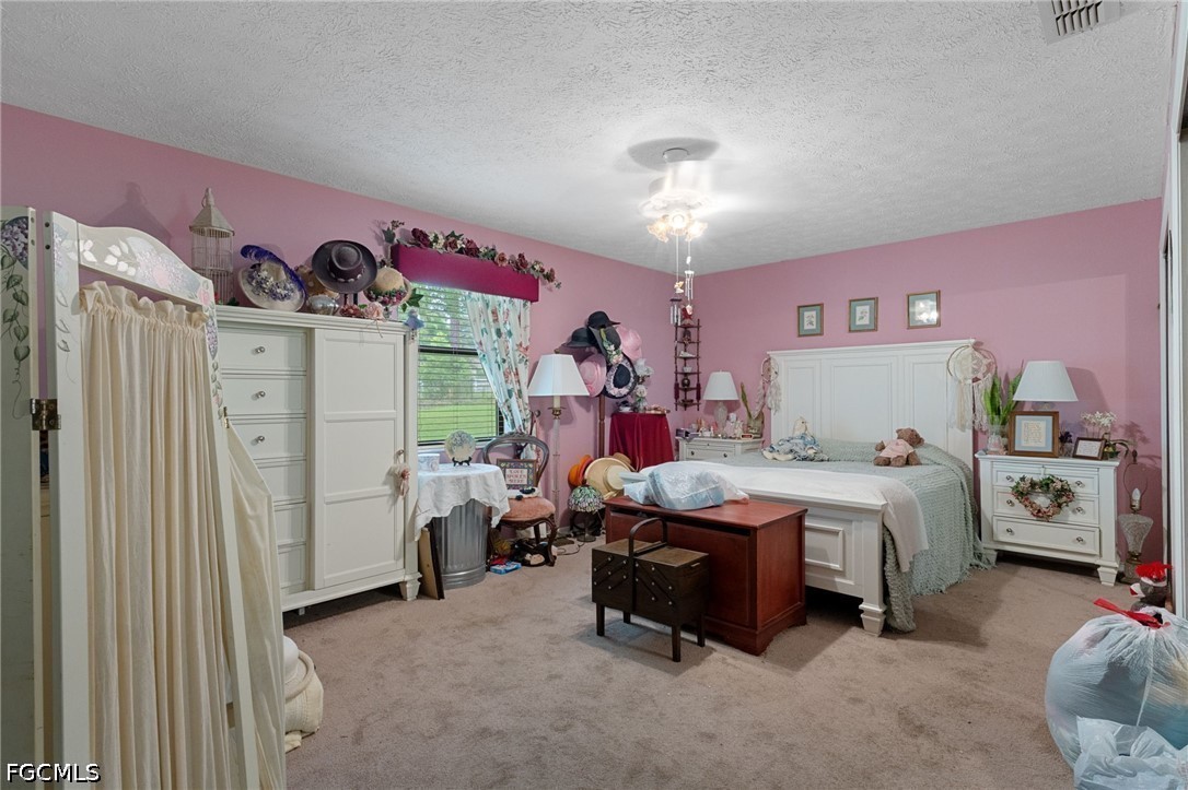 3 Bed SingleFamilyResidence for Sale in Acreage, photo 6