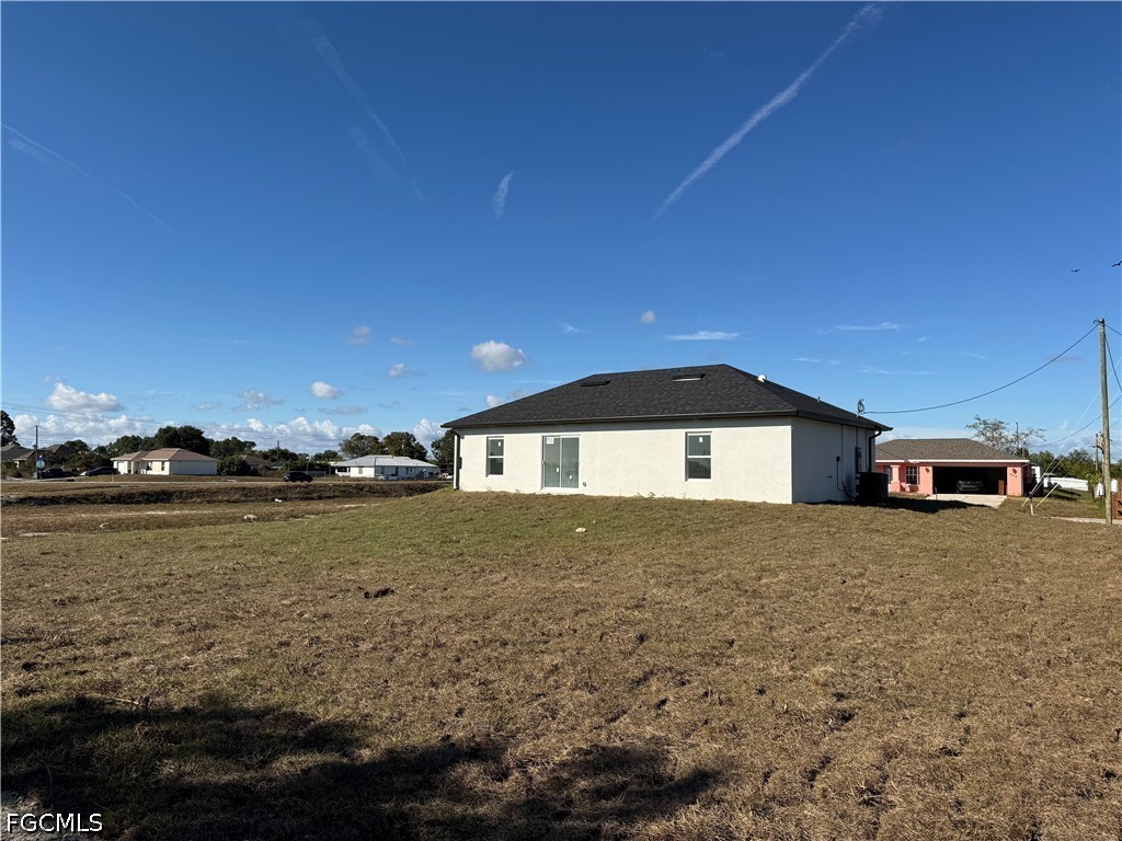 3 Bed SingleFamilyResidence for Sale in Lehigh Acres, photo 6
