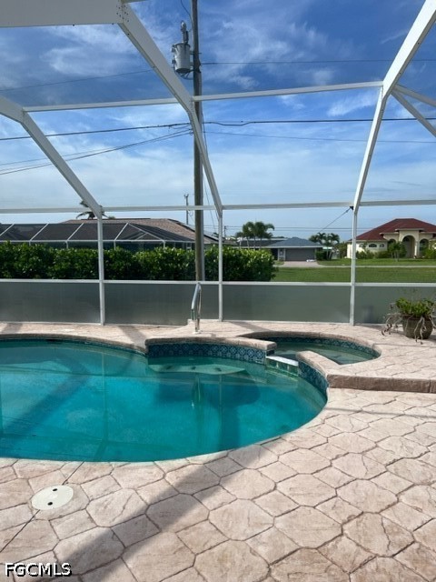 3 Bed Pool Home for Sale in Cape Coral, photo 6