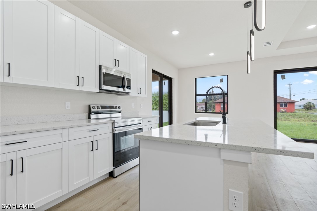 4 Bed SingleFamilyResidence for Sale in Lehigh Acres, photo 6