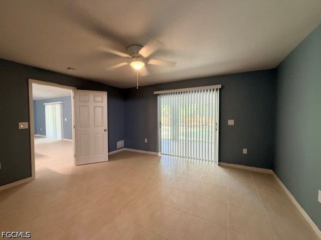 3 Bed SingleFamilyResidence for Sale in Lehigh Acres, photo 6