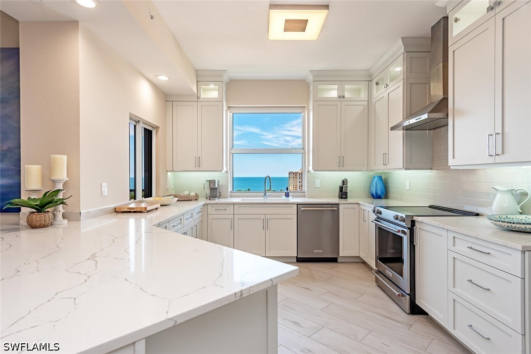 3 Bed Waterfront Home for Sale in Regatta, photo 6