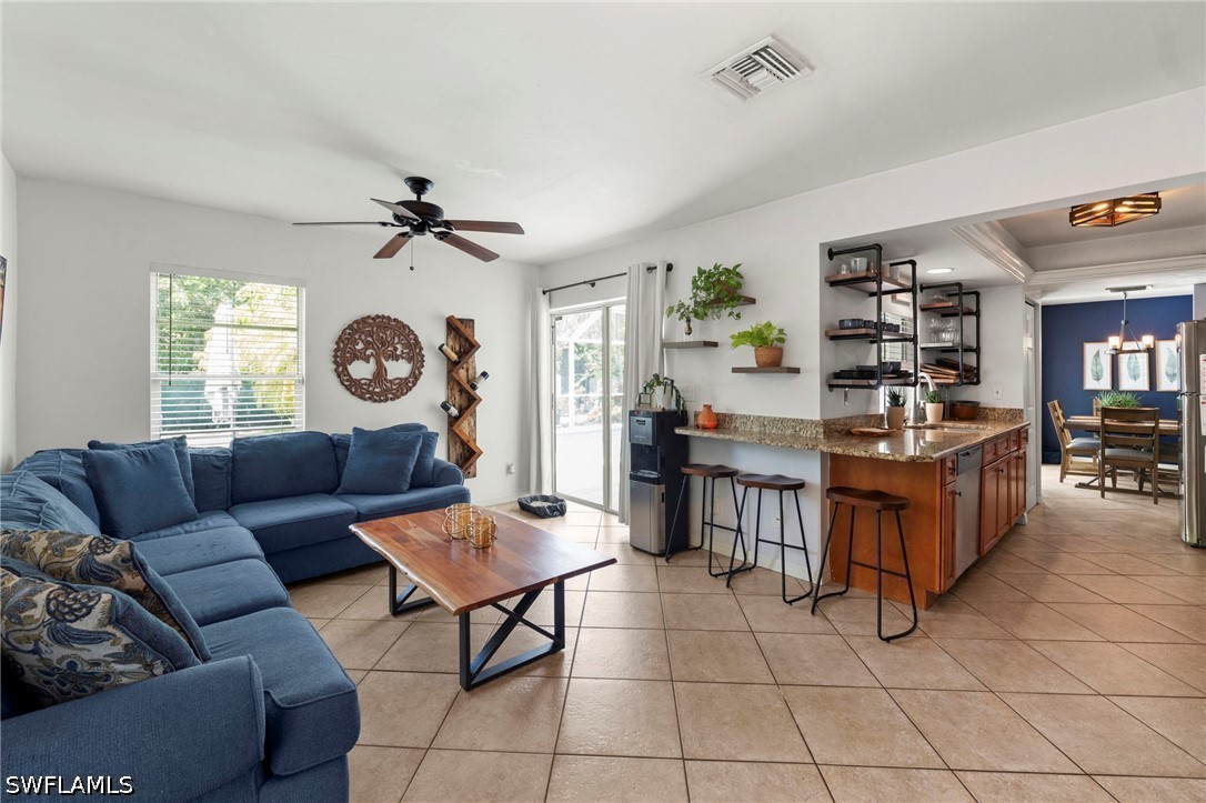 3 Bed Pool Home for Sale in Golden Gate City, photo 6