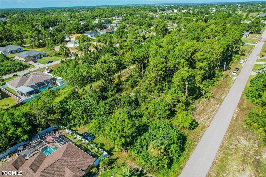 Waterfront Home for Sale in Lehigh Acres, photo 6