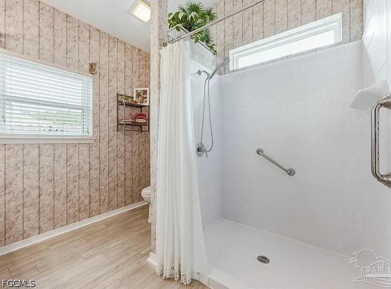3 Bed SingleFamilyResidence for Sale in Pensacola, photo 6