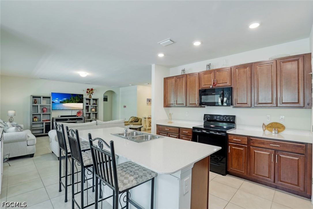 4 Bed Pool Home for Sale in Cape Coral, photo 6