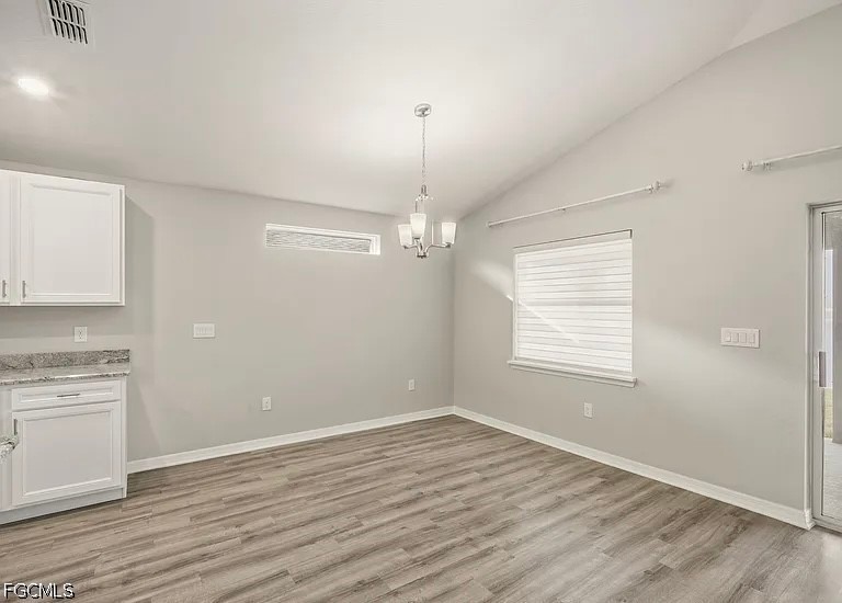 3 Bed SingleFamilyResidence for Sale in Riverview, photo 6