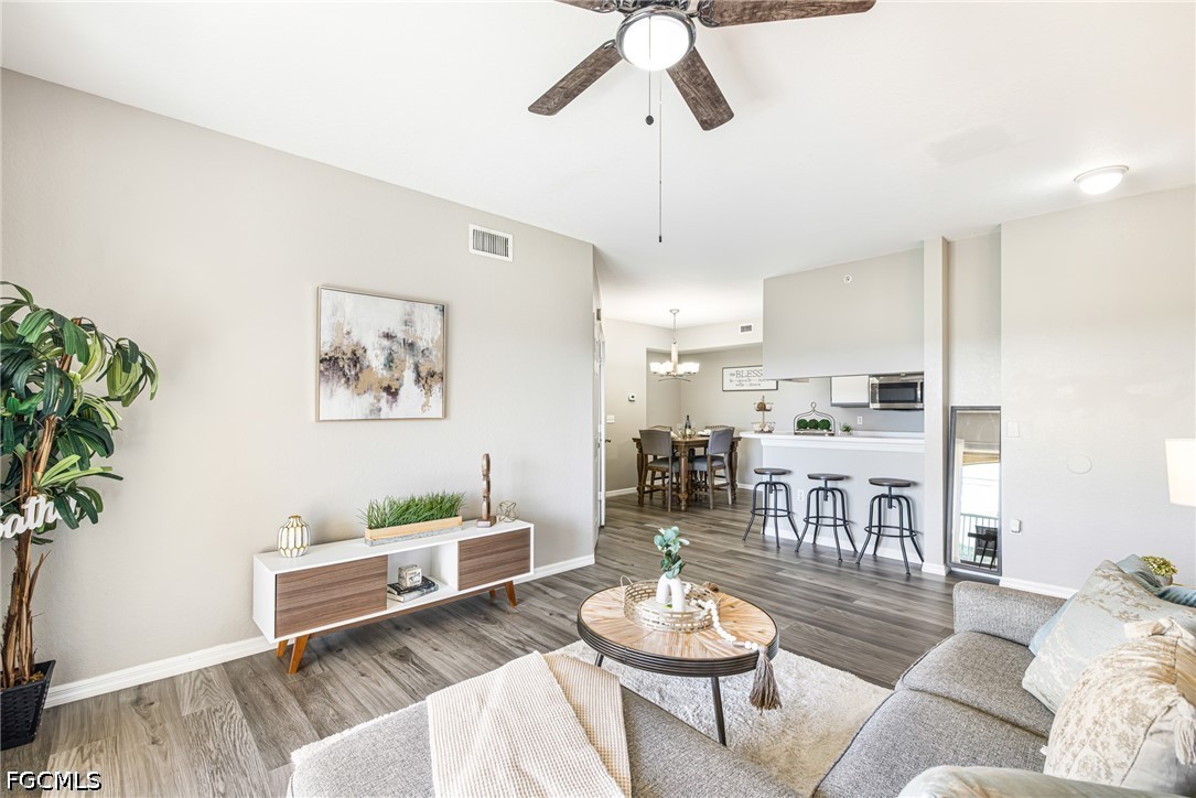 2 Bed Condominium for Sale in Tuscany Gardens, photo 6
