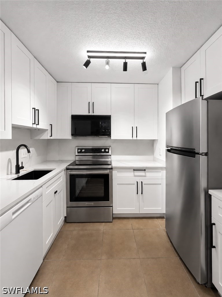 1 Bed Condominium for Sale in Fort Myers, photo 6