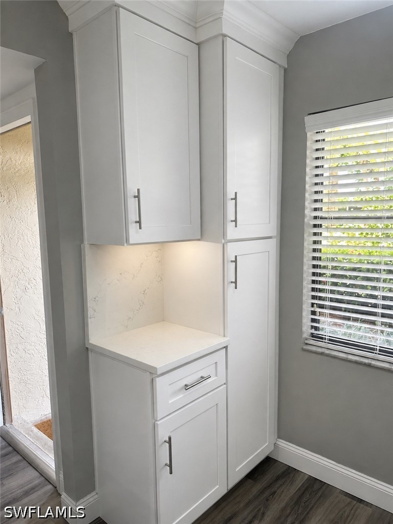 2 Bed Waterfront Home for Sale in Naples, photo 6
