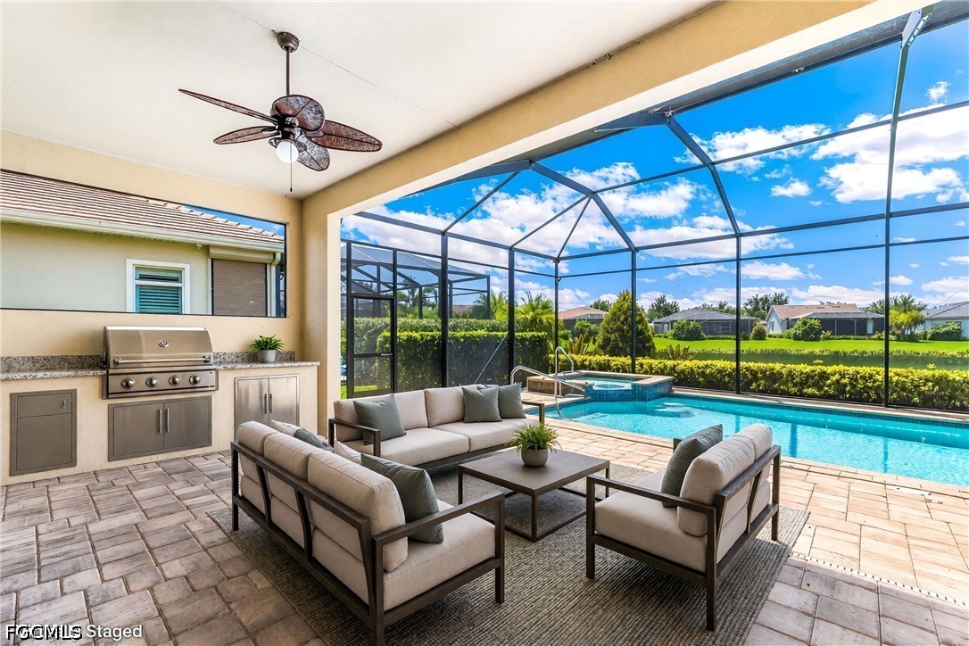 2 Bed Pool Home for Sale in Fairway Cove, photo 6