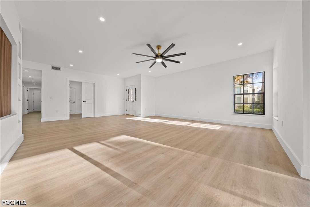 3 Bed Condominium for Sale in Fort Myers, photo 6