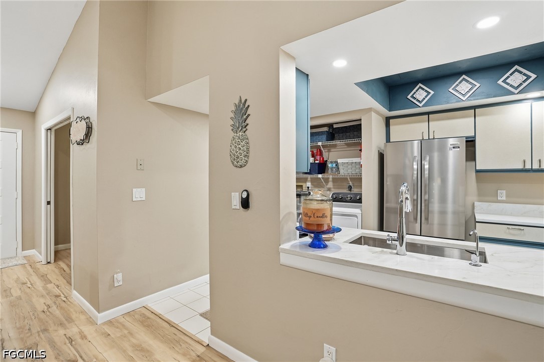 2 Bed Condominium for Sale in Fort Myers, photo 6