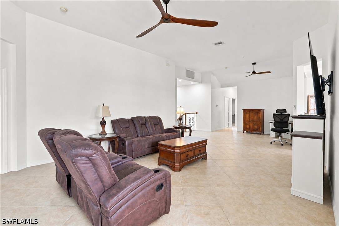 3 Bed Waterfront Home for Sale in Ashton Oaks, photo 6