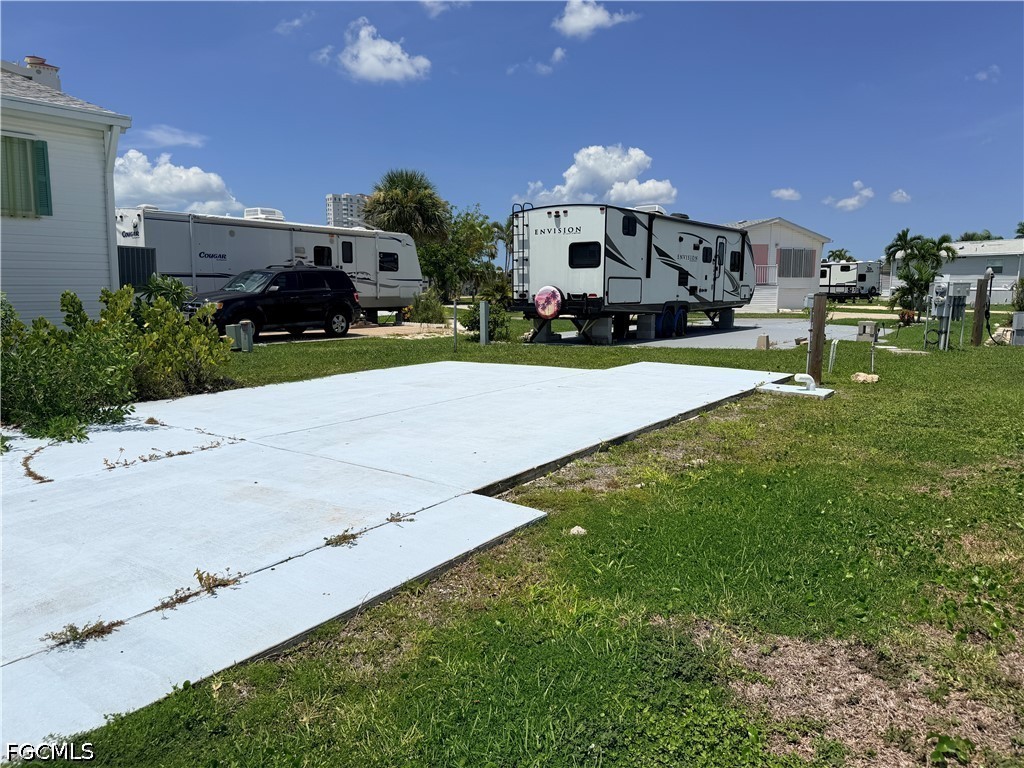 Residential for Sale in Palmetto Palms R V, photo 6