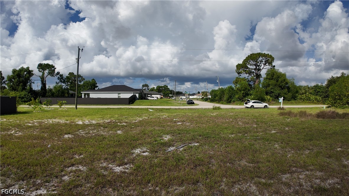 Waterfront Home for Sale in Cape Coral, photo 6