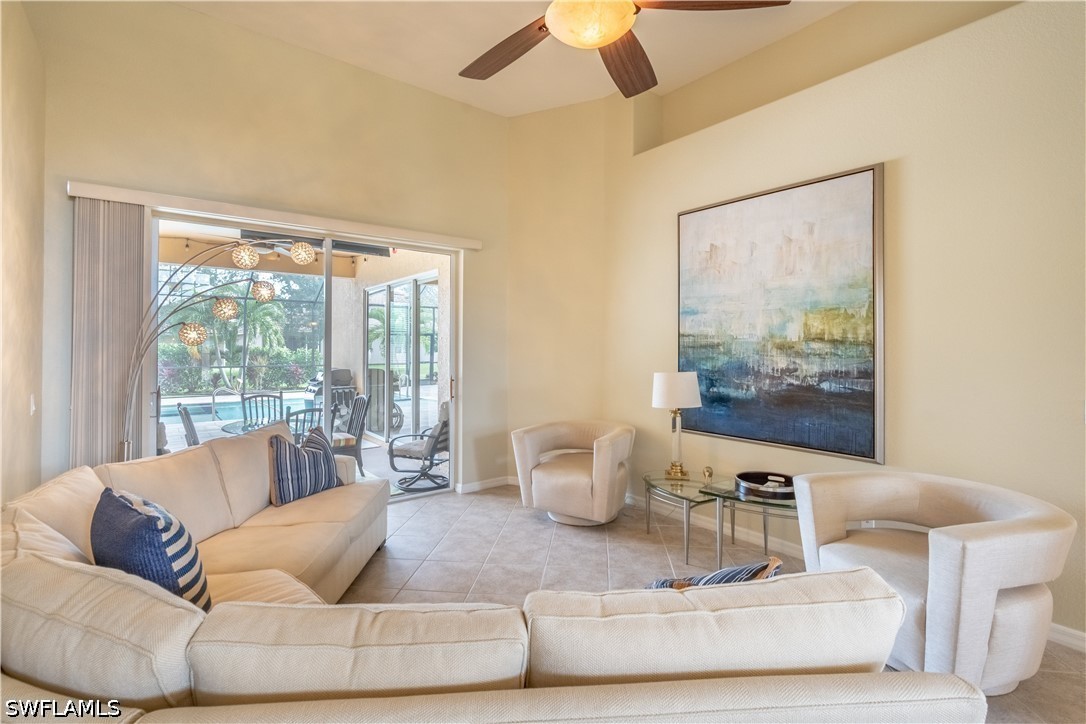 4 Bed Pool Home for Sale in Stoneybrook, photo 6