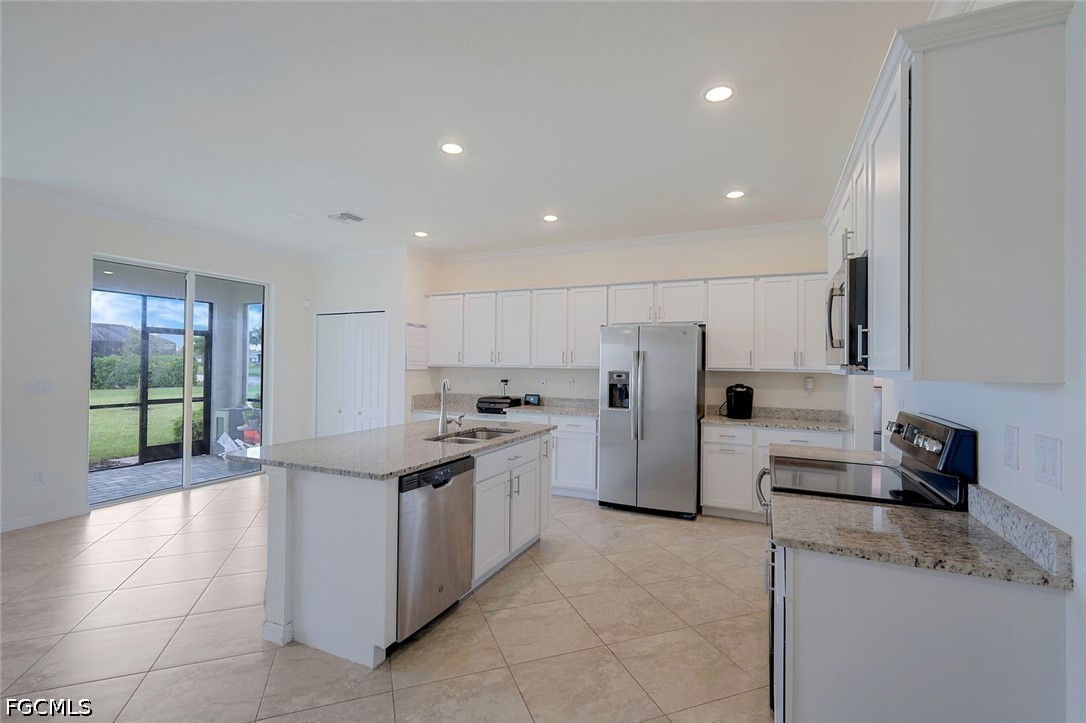 5 Bed SingleFamilyResidence for Sale in Castalina, photo 6