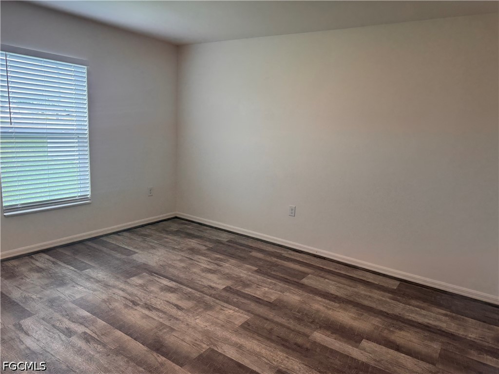3 Bed SingleFamilyResidence for Sale in Cape Coral, photo 6