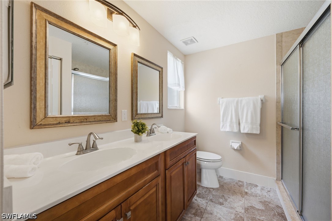 3 Bed Waterfront Home for Sale in Naples, photo 6