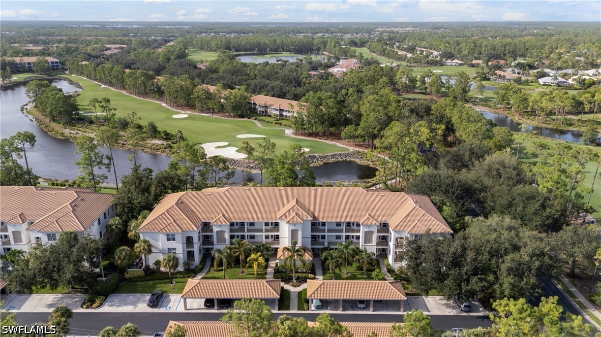 3 Bed Condominium for Sale in Naples, photo 6