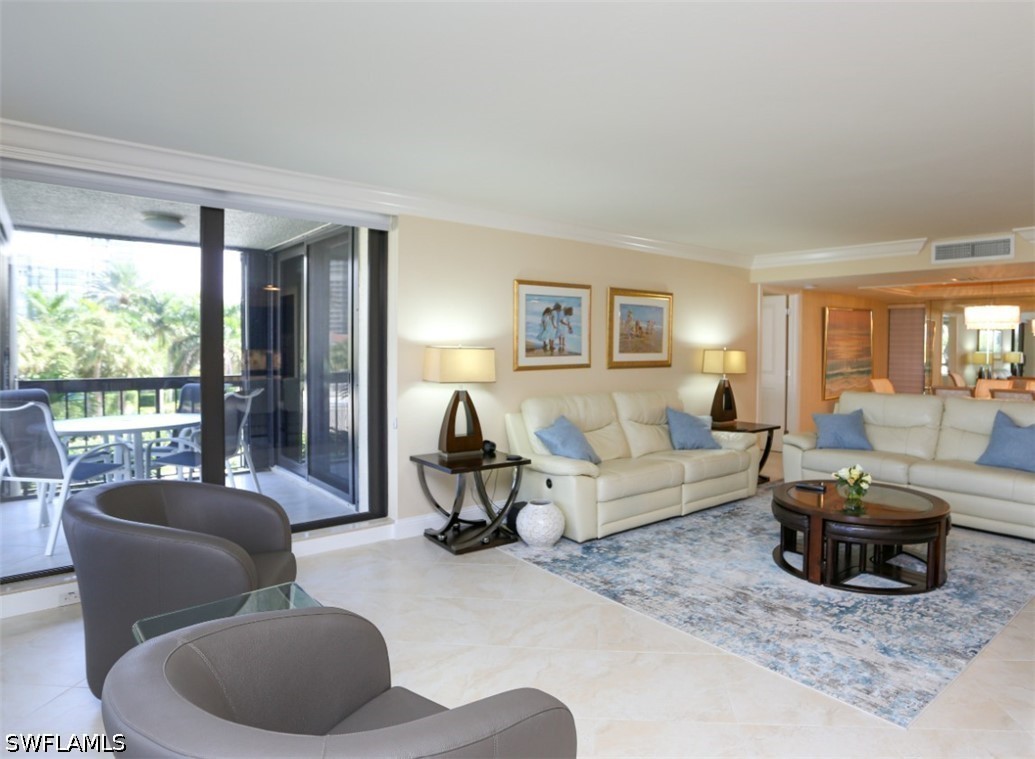 2 Bed Waterfront Home for Sale in Park Shore, photo 6