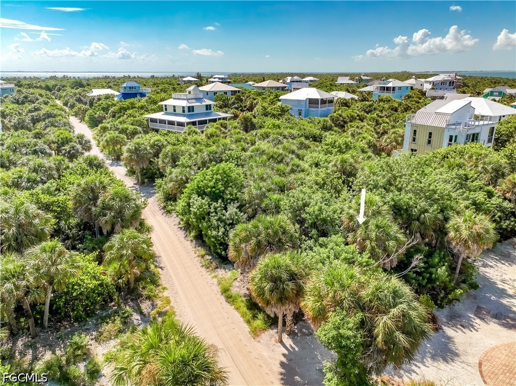 Residential for Sale in Upper Captiva, photo 6