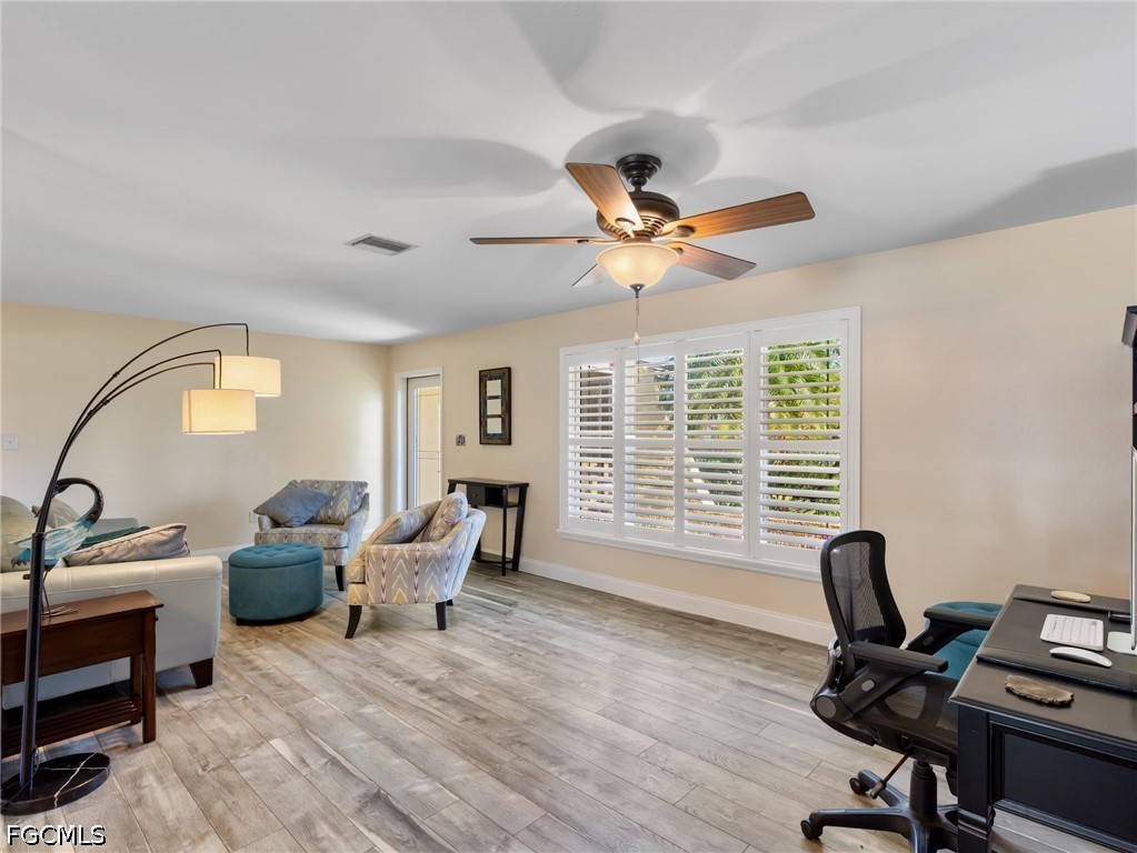 3 Bed Pool Home for Sale in Mcgregor Isles, photo 6
