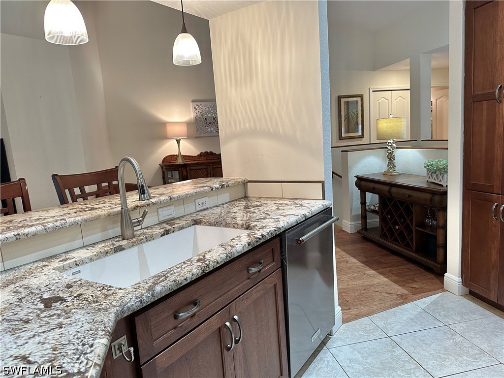 2 Bed Waterfront Home for Sale in Dover Place, photo 6