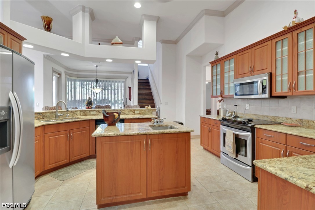 4 Bed Pool Home for Sale in Cape Coral, photo 6