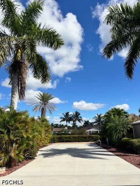 Waterfront Home for Sale in Fort Myers, photo 6