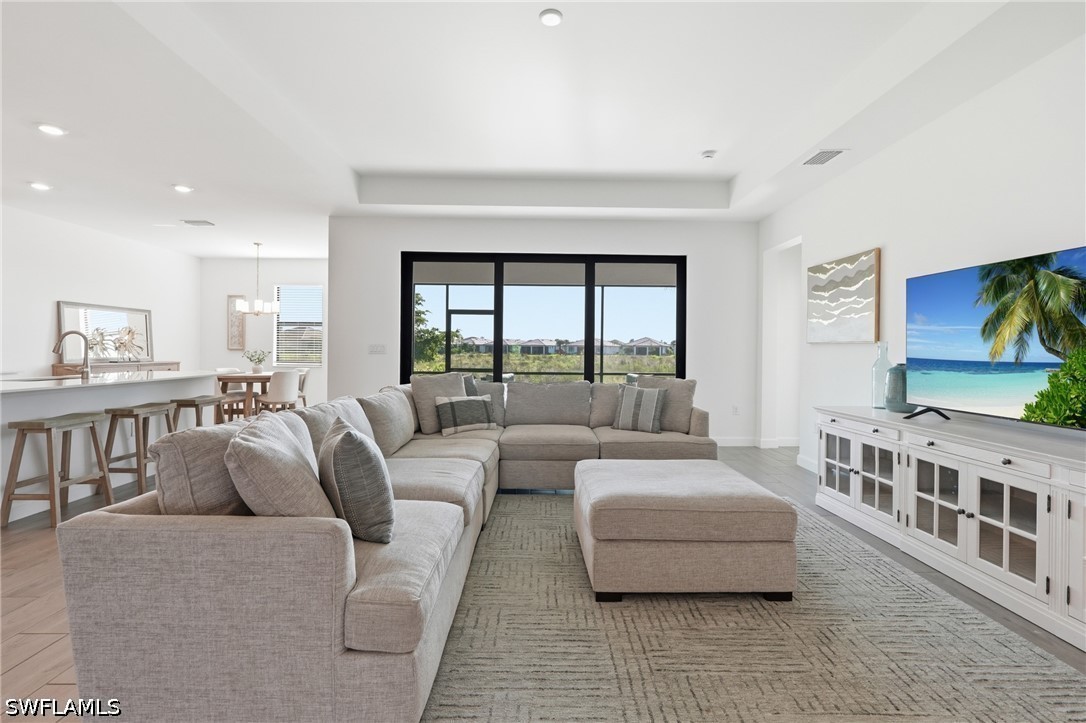 4 Bed SingleFamilyResidence for Sale in Estero, photo 6