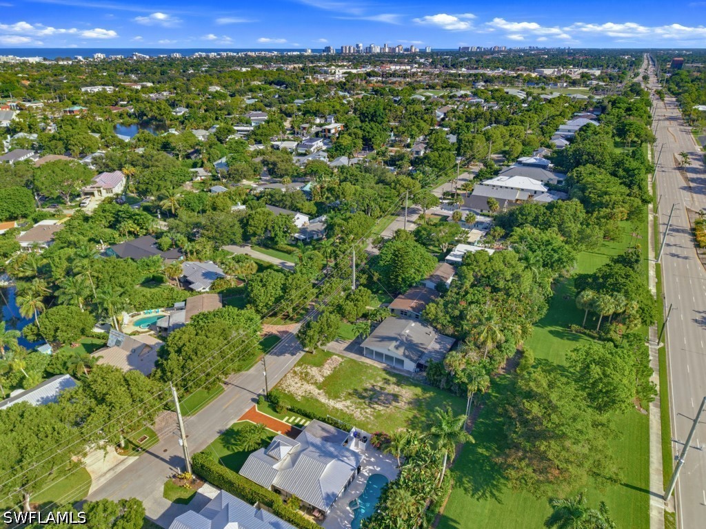Residential for Sale in Lake Park, photo 6