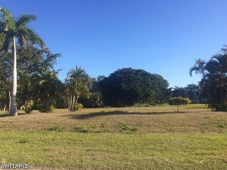 Residential for Sale in Marco Beach, photo 6