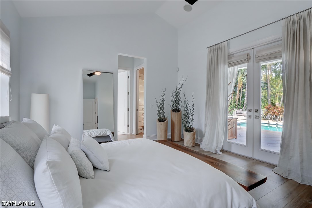 5 Bed Pool Home for Sale in Olde Naples, photo 6