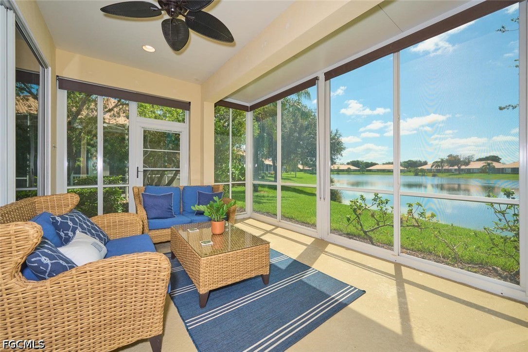2 Bed Waterfront Home for Sale in Fort Myers, photo 6
