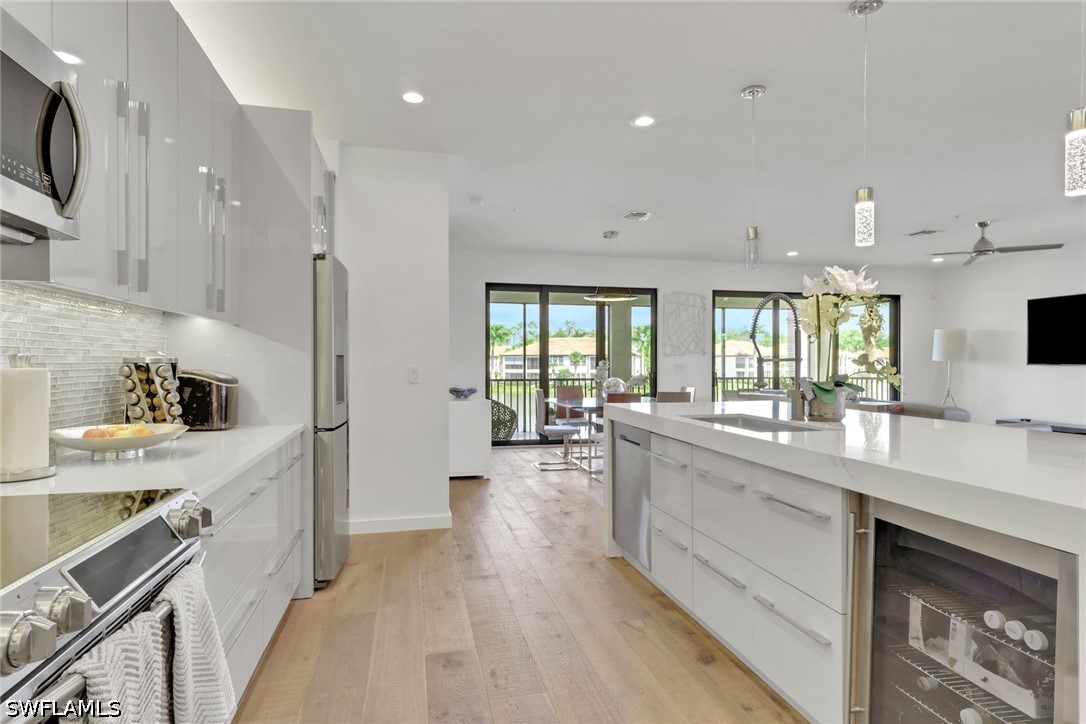 3 Bed Condominium for Sale in Naples, photo 6
