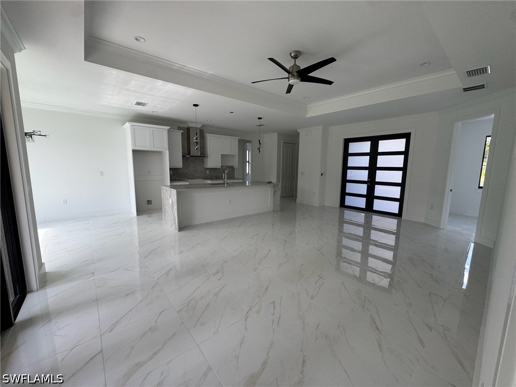 3 Bed SingleFamilyResidence for Sale in Naples, photo 6