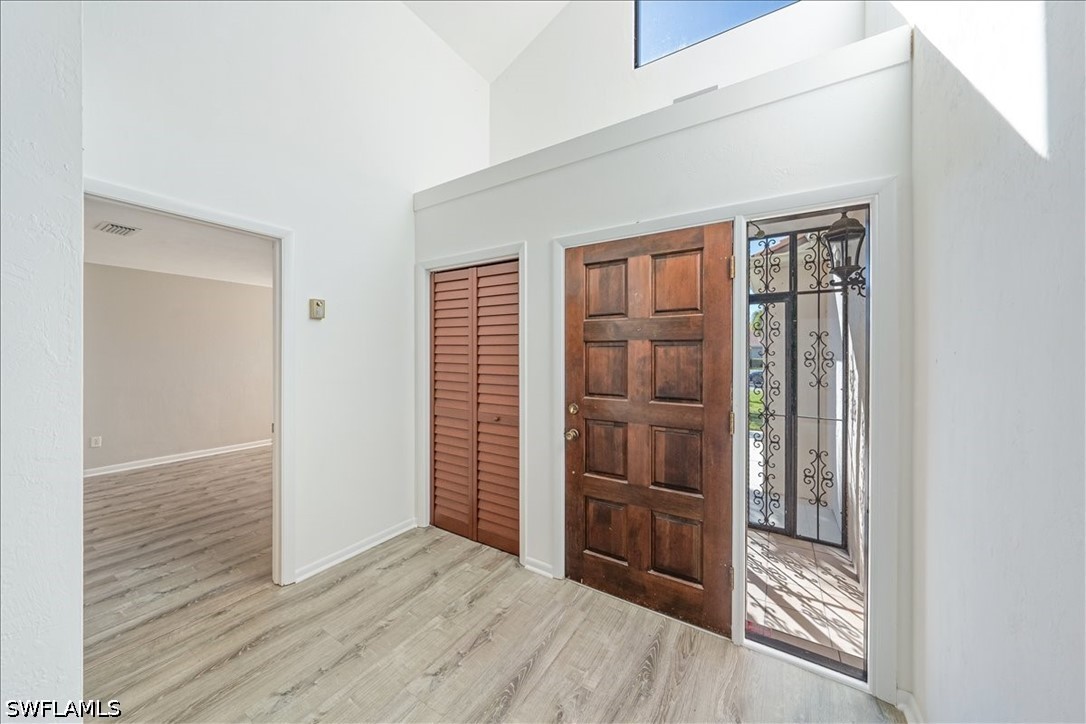 3 Bed SingleFamilyResidence for Sale in Lake Club Villas, photo 6