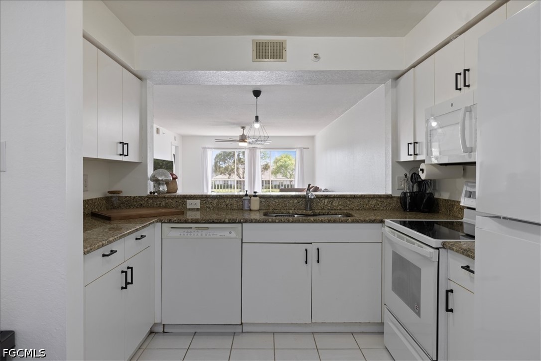 2 Bed Waterfront Home for Sale in Naples, photo 6