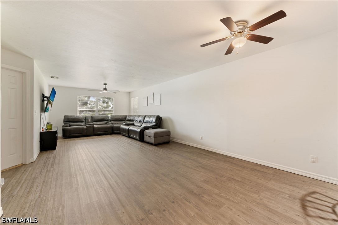 2 Bed Waterfront Home for Sale in Barrington, photo 6